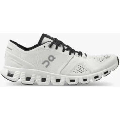 On Running Women's Cloud X -Running Shoe Store cloud x 2 fw20 white black w g1